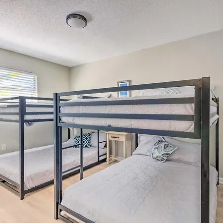 Family Home With Private Pool And Fenced Yard!